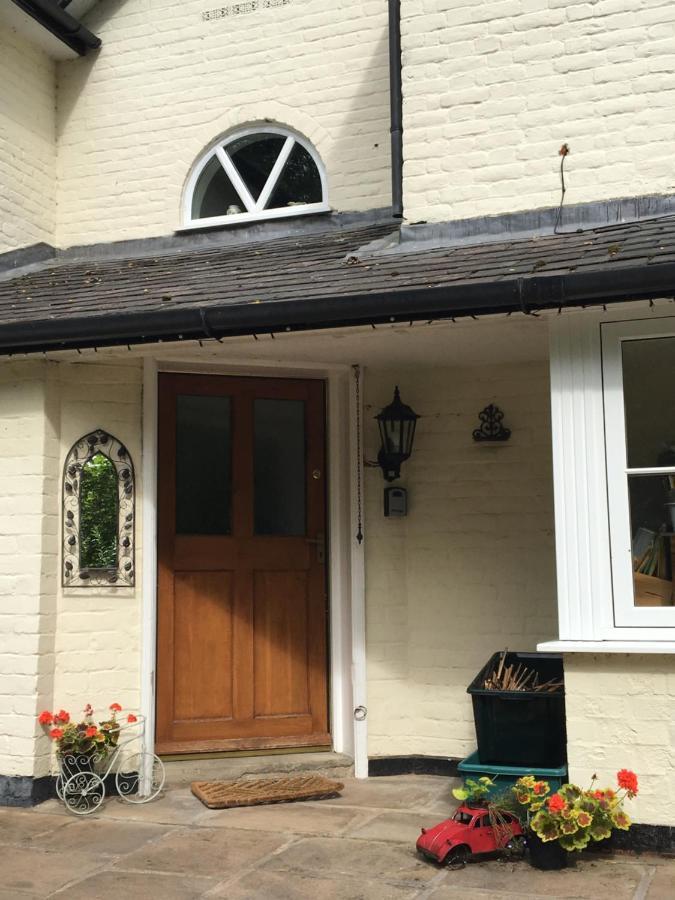 Bron Hafren Bed & Breakfast Montgomery Ngoại thất bức ảnh